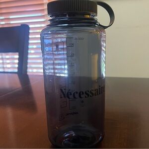 Necessaire Water Bottle BPA FREE